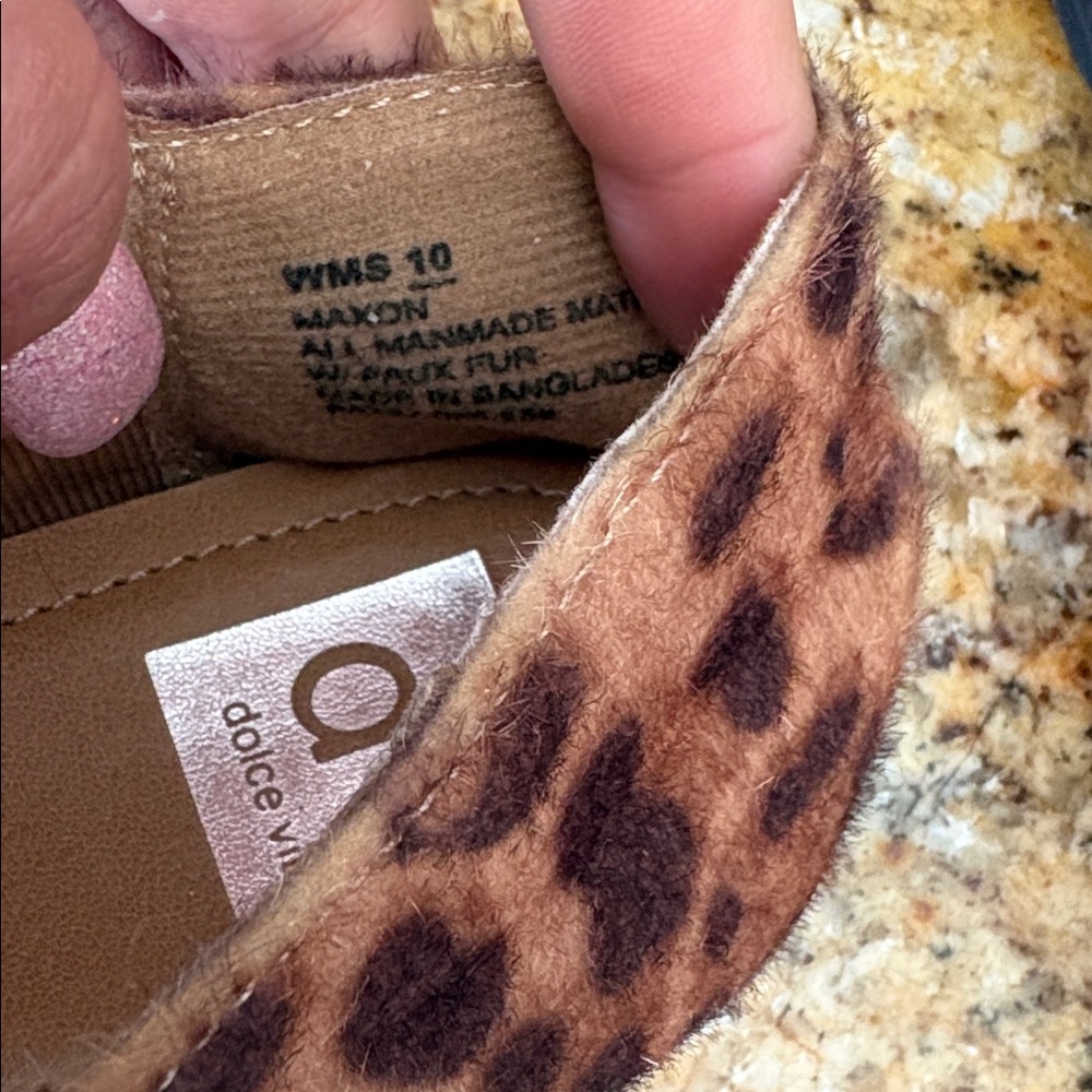 NWOT Dolce Vita Animal Print Flats Size 10 - Picture 4 of 5